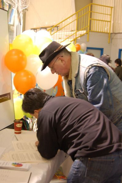 signing-accord-sm.jpg